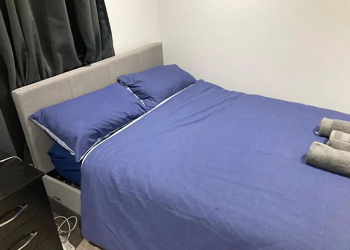 Private Room In A 2 Bed Apartment In Zone 2 Central London